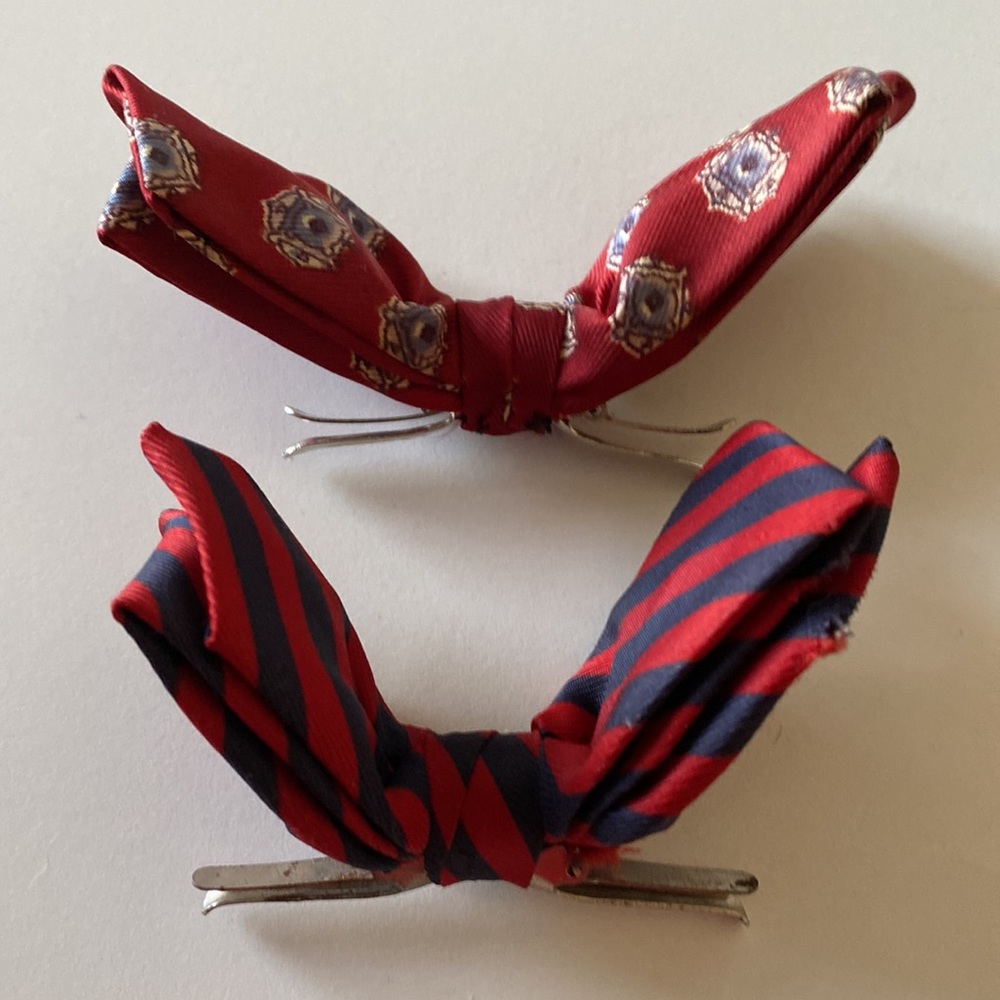 Two Vintage Clip-on Bow Ties - Red & Blue - Picture 7 of 7
